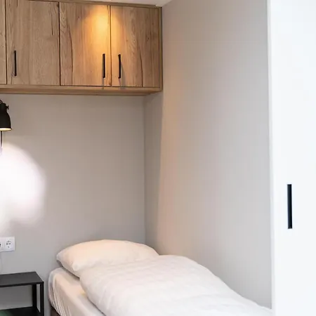 Tiny House For 2 To 4 People In Bemelen